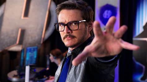 Who is Pedro Pascal? See Which Roles Made Us Love Him! - Shop of the Tops