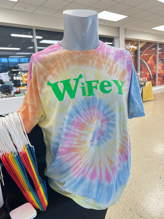 Tie dye wifey shrek ear t-shirt