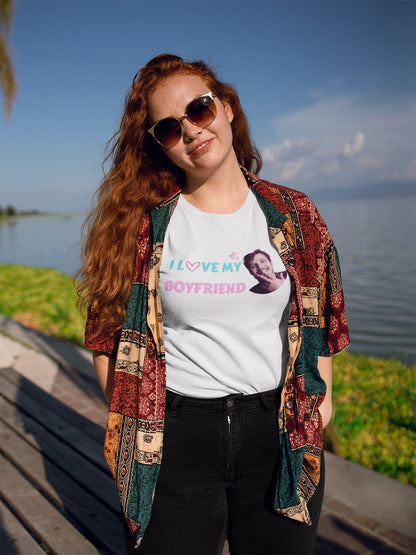 I love my boyfriend - Pedro Pascal T-shirt